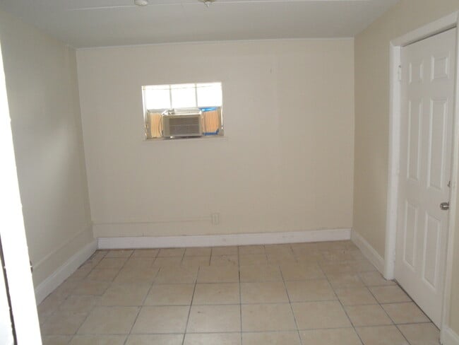 Photo - 1101 Summer St Unit A