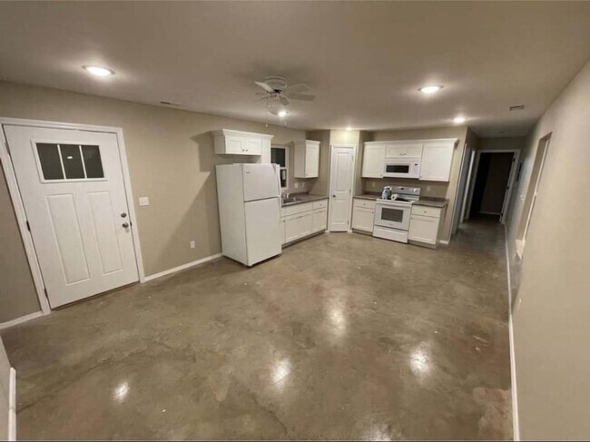 Building Photo - Marble Hill Unit Lot 14