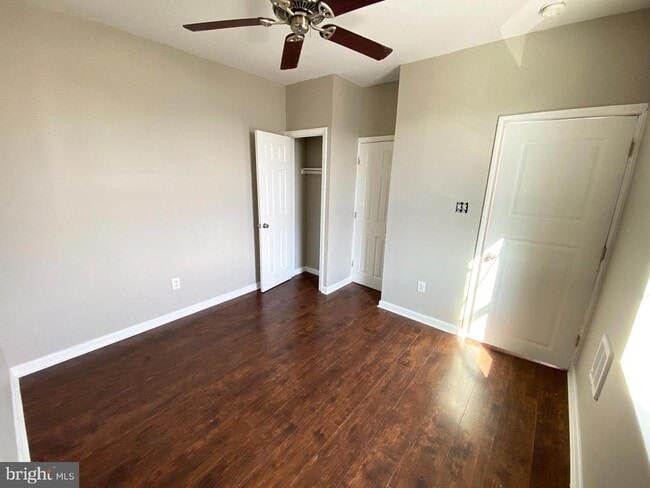 Photo - 2930 Frankford Ave