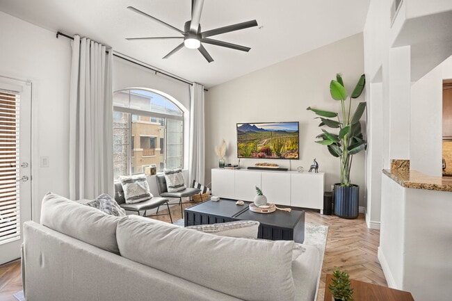 Photo - 16825 N 14th St