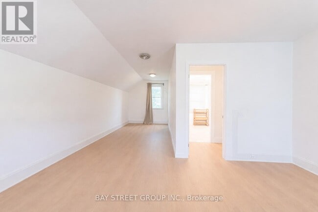 Photo - 64 Sherbourne St