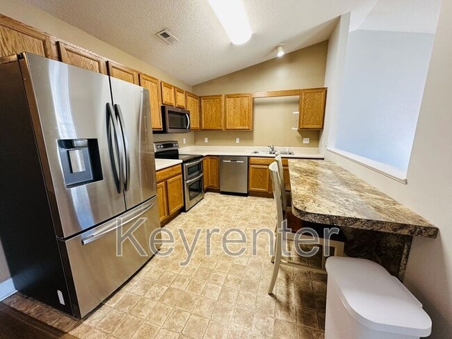 Photo - 804 Garcia Way