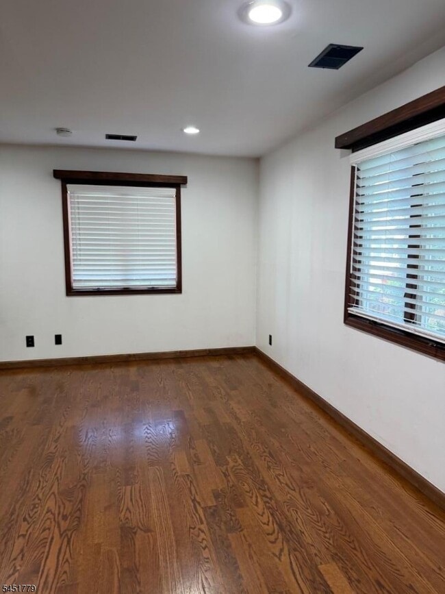 Photo - 52 Heckel St Unidad 102