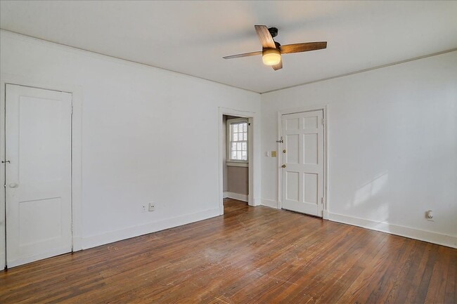 Photo - 1608/10 Saint Mary Street Unit 1610