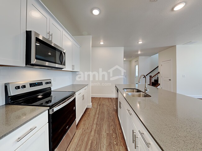 Photo - 2635 W 3290 S