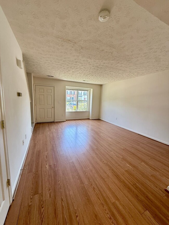 Photo - 2 Bed near VRE in Spotsylvania