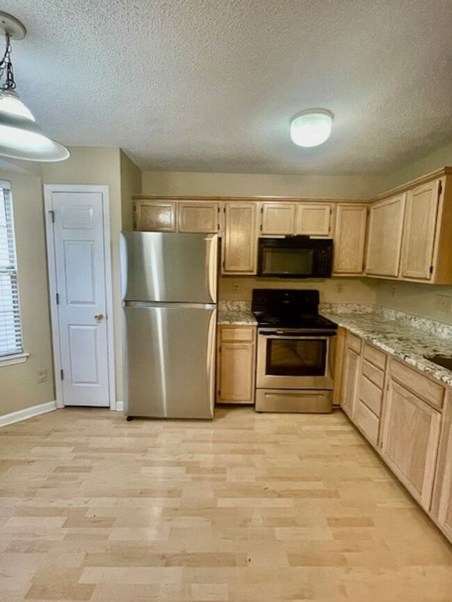 Photo - 12511 Agate Ln