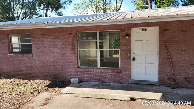 Building Photo - 313 Oleander Dr Rental