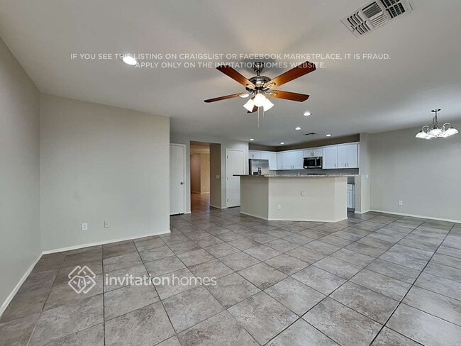 Photo - 11178 W Garfield St