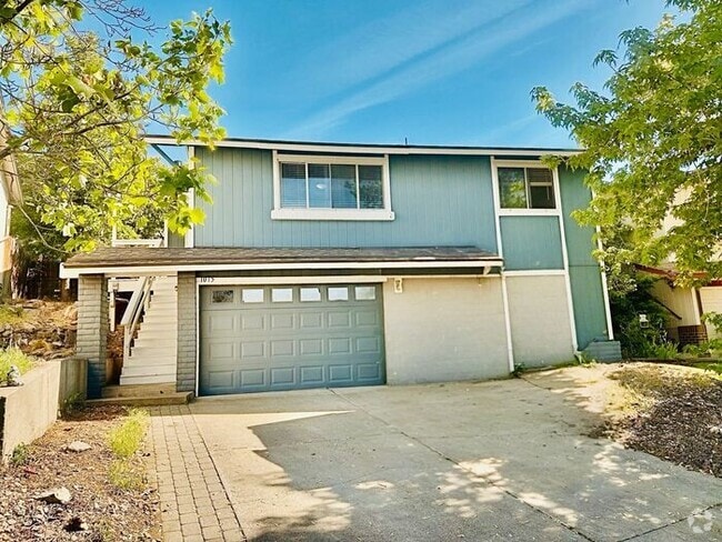 Building Photo - 1075 Braddock Ct Rental