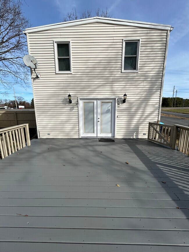 Photo - 1284 S Bay Rd