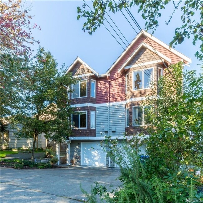 3 bd 3 bath townhouse close to SPU - 3 bd 3 bath townhouse close to SPU