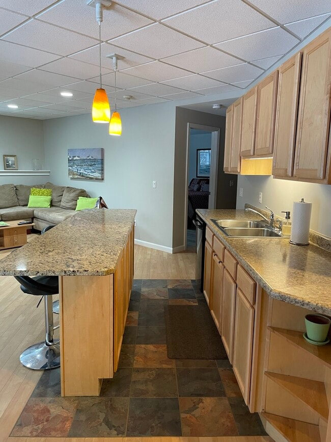 Photo - 868 Ledgewood Dr