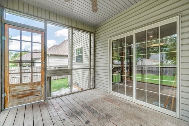 Photo - 1403 W Maplewood St