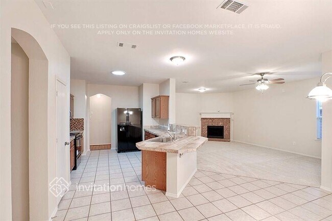 Photo - 4928 Stirrup Way