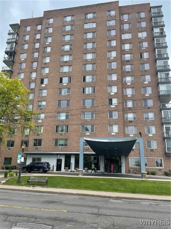 Photo - 151 Buffalo Ave Condo