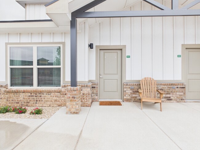 Photo - Monterey Villas