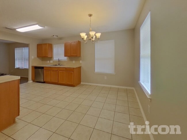 Photo - 33107 Cottonwood Bend