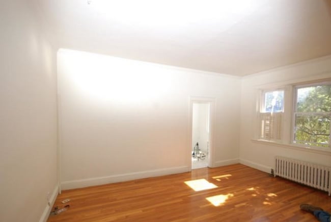 Photo - 2031 Commonwealth Ave