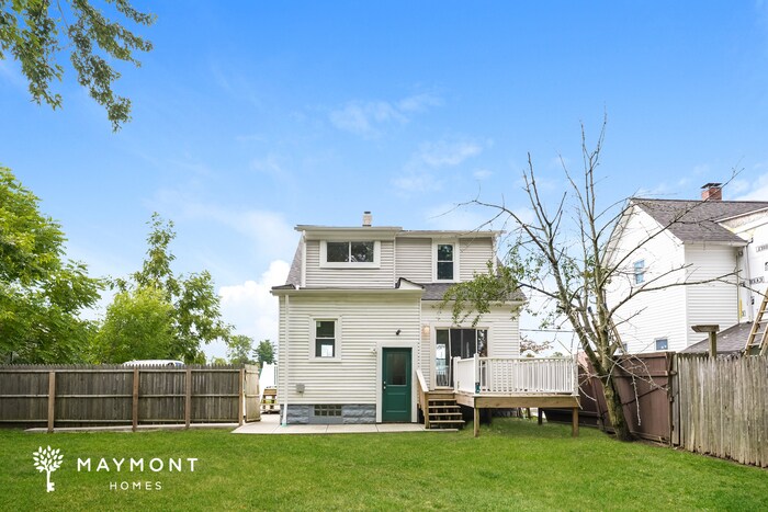 Photo - 957 Foster Ave