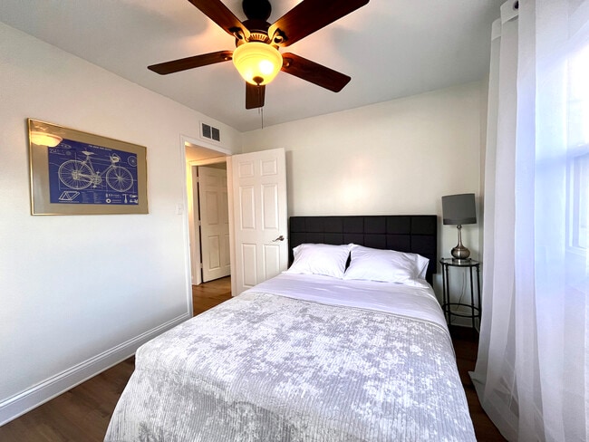 Photo - 635 Oneida Rd