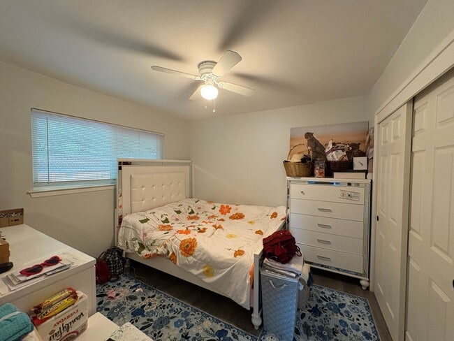 Photo - 5404 Gibbons Dr