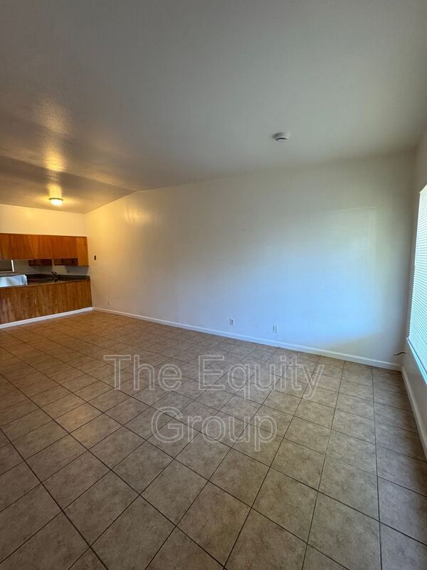 Photo - 1140 W Tulare Ave Unit D