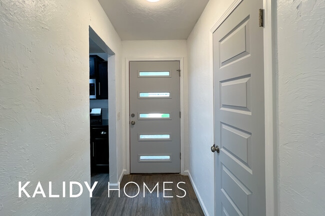 Photo - 6211 NW 31st St