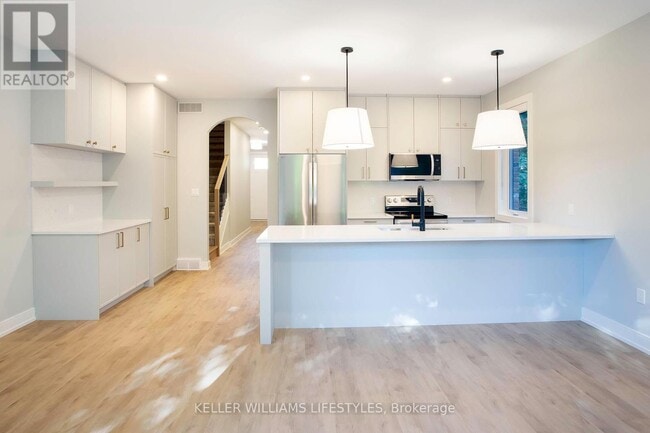 Photo - 121 Cathcart St