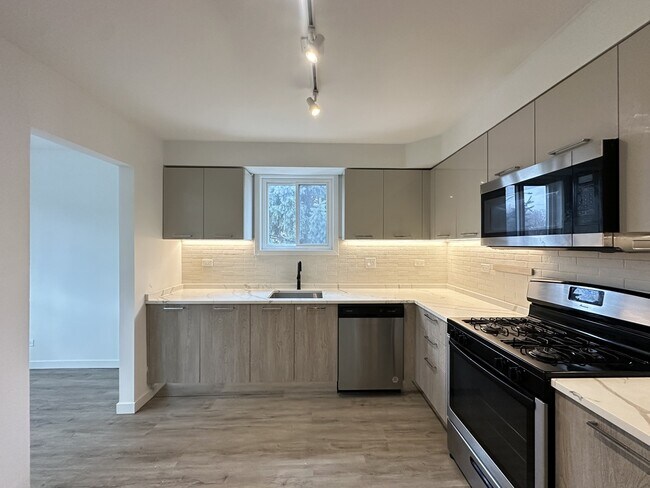 Photo - 7621 N Sheridan Rd Unit J2