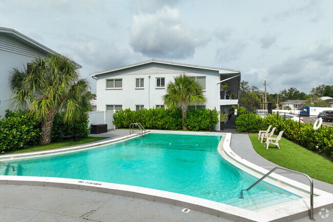 Photo - Andover Club Apartments