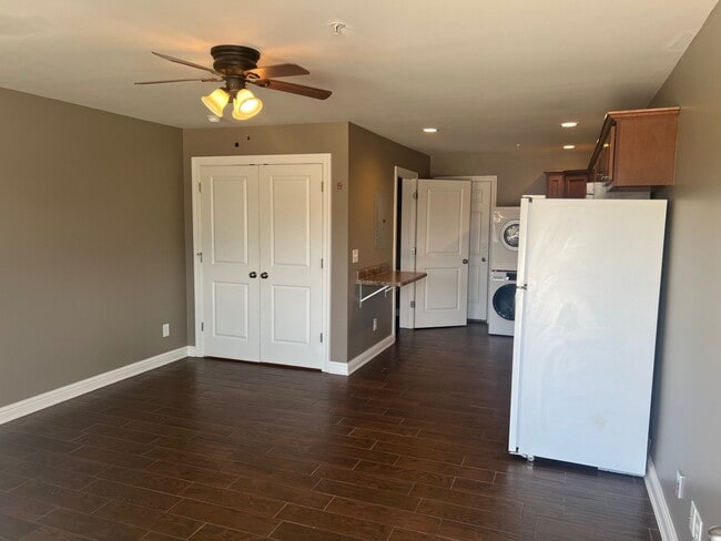 1604 Spring Valley Dr Unit 7