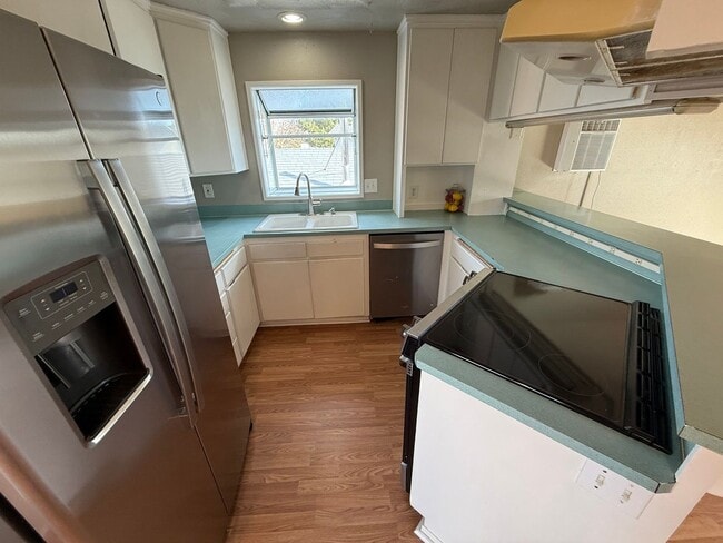 Photo - 2551 23rd Ave SE