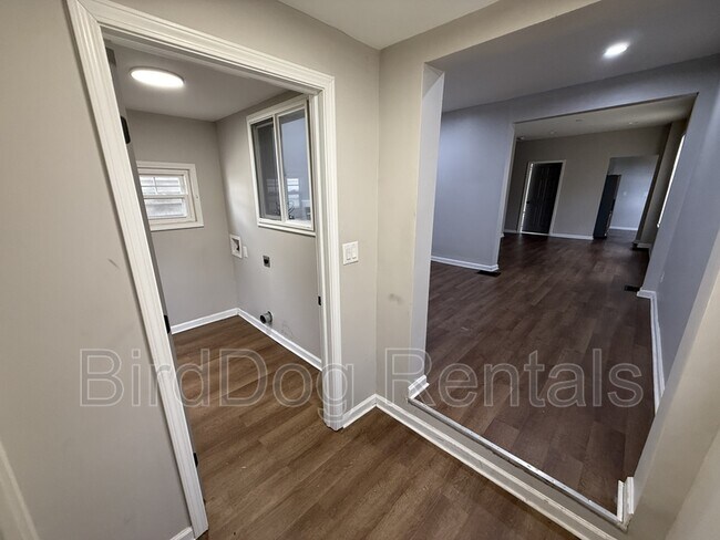 Photo - 1451 Wendell Ave