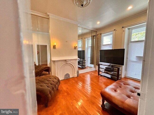 Photo - 411 N Preston St
