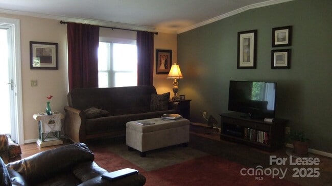 Photo - 11208 Harrisburg Rd