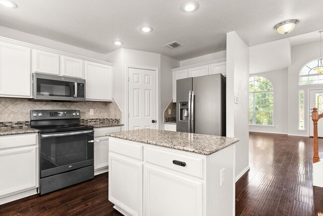 Photo - 9605 Raeburn Court