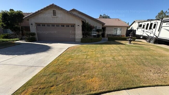 Building Photo - 3 bedroom 2 bathroom home located near Hageman Rd/ Old Farm Rd
