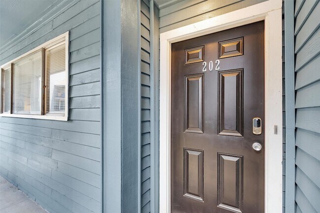 Photo - 12500 Melville Dr Unit 202A