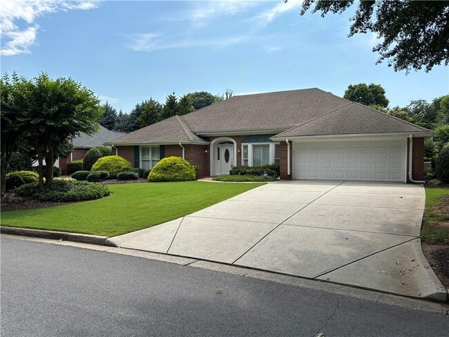 Building Photo - 330 Carybell Ln