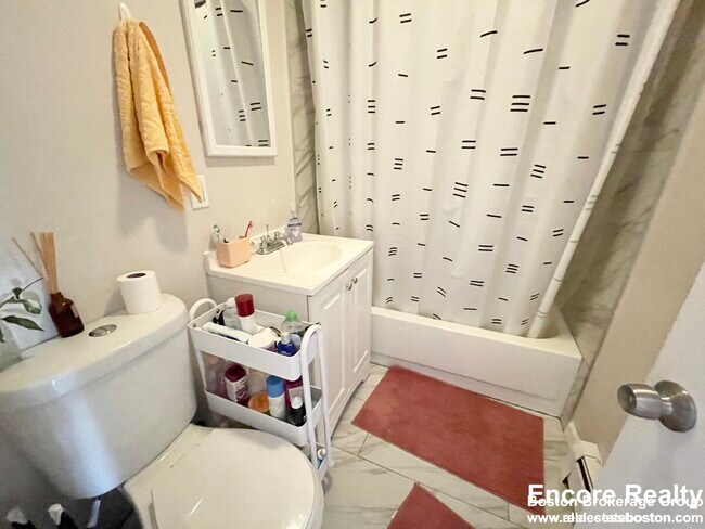 Photo - 1572 Tremont St Unit 3