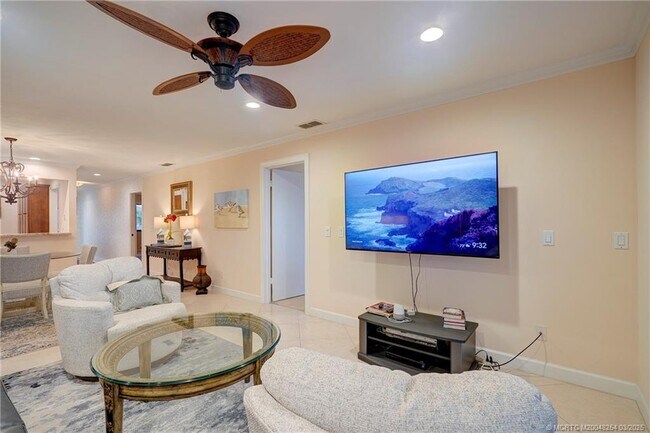 Photo - 20 NE Plantation Rd Unidad 307 Rental