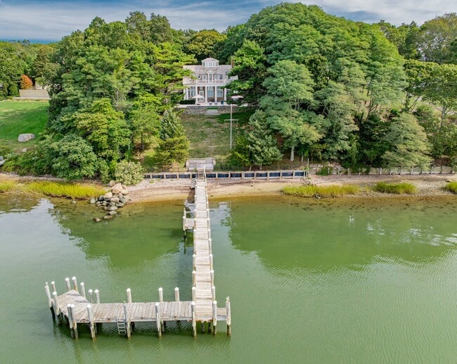 Building Photo - 66 Ram Island Dr