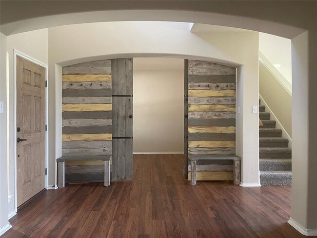 Photo - 109 Wimberley St