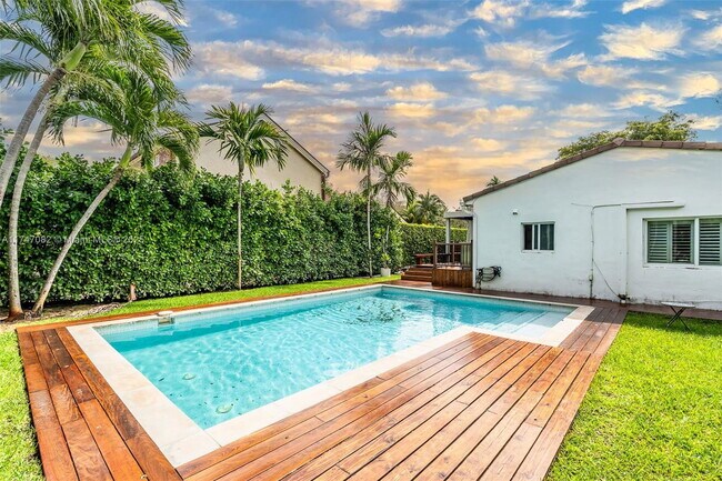 Photo - 1223 NE 102nd St