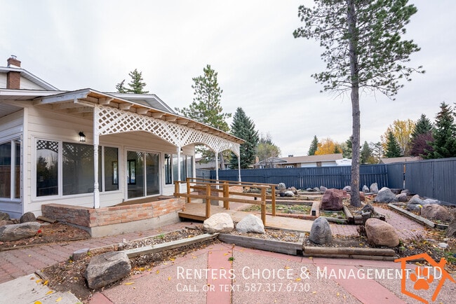 Photo - Pet Friendly Basement Suite, Utilities Included