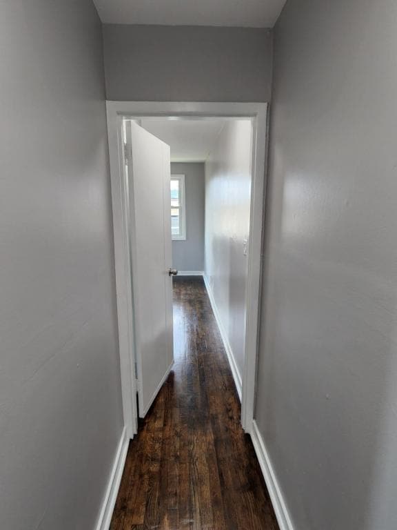 1059 Midland Ave