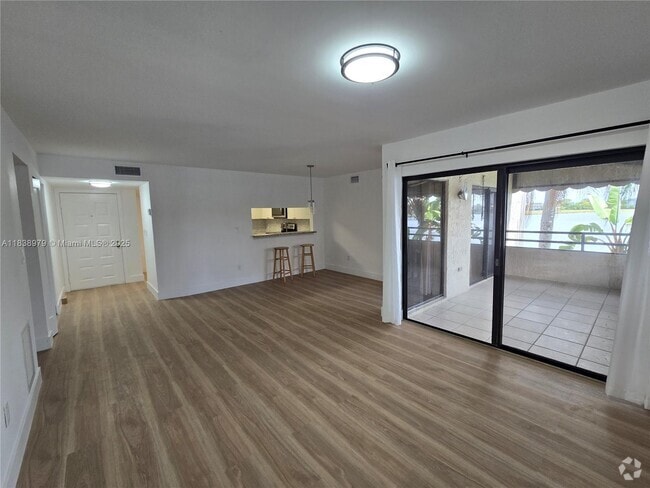Building Photo - 20145 NE 3rd Ct Unit 12 Rental