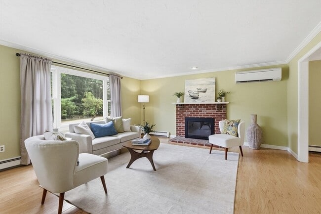 Photo - 51 Hosmer St