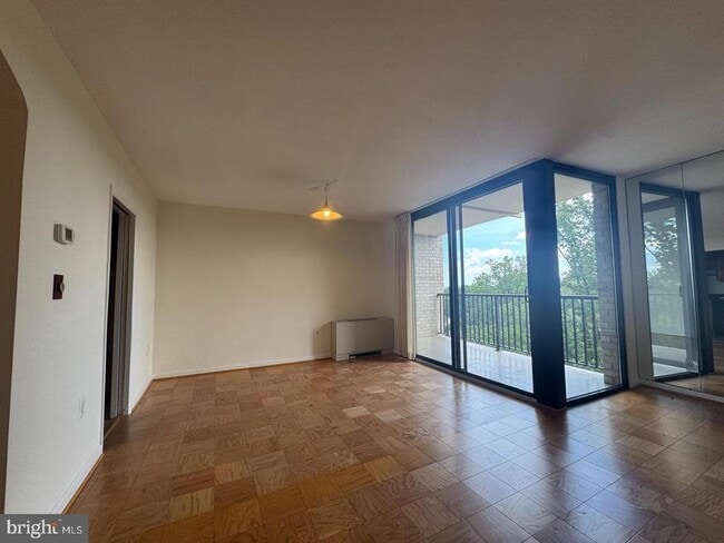 Photo - 4242 East-West Hwy Unit 618